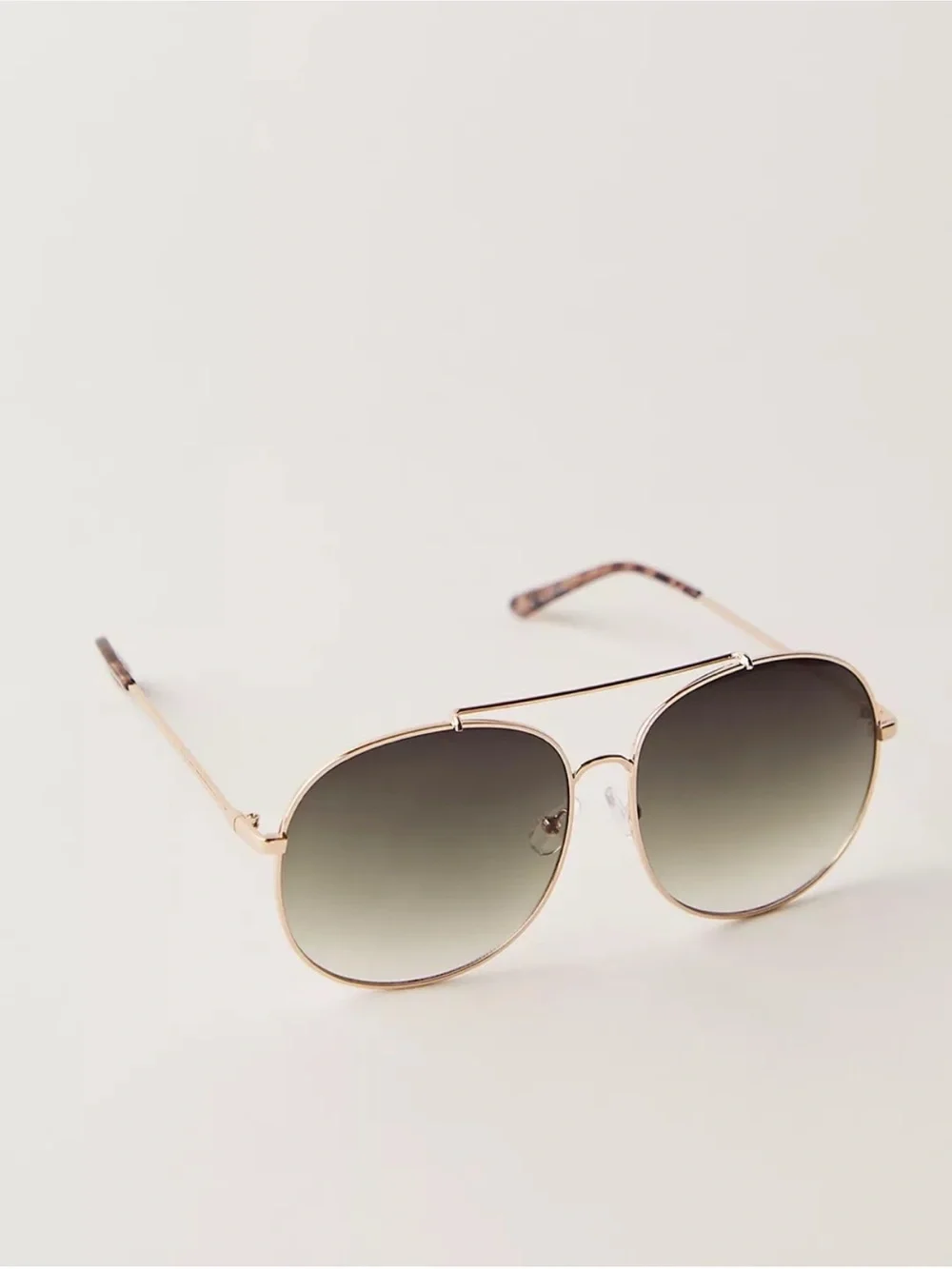 Free People Oversized Aviators Sunglasses in Gold and Black NWOT 🌷